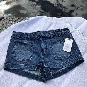 Billabong ‘Dazed Days’ Jean short. New with tag.